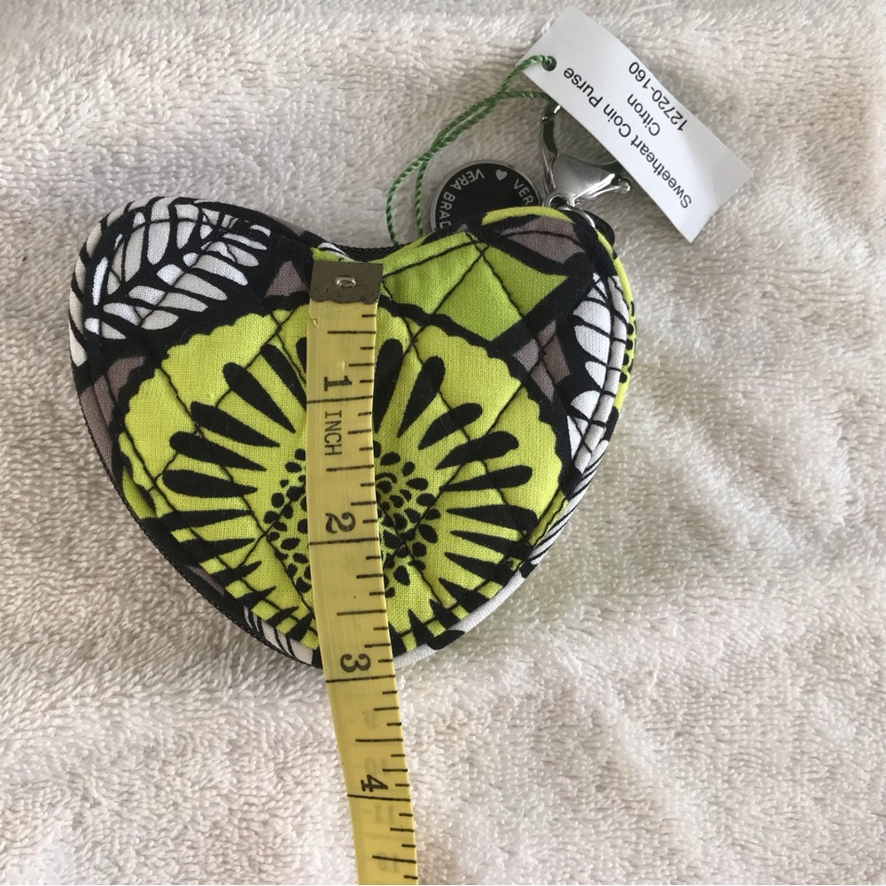 Vera Bradley Heart Shaped Coin Keychain  purse - Picture 6 of 6